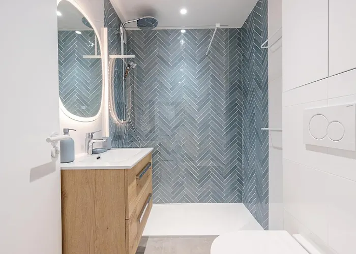 Tanit - 6 Couchages - Piscine&garage * Juan-les-Pins