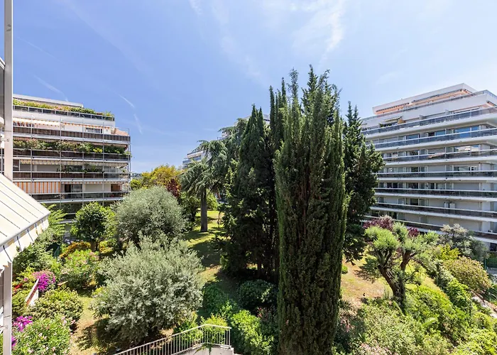 Tanit - 6 Couchages - Piscine&garage * Juan-les-Pins