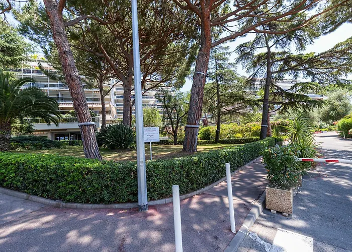 Tanit - 6 Couchages - Piscine&garage * Juan-les-Pins